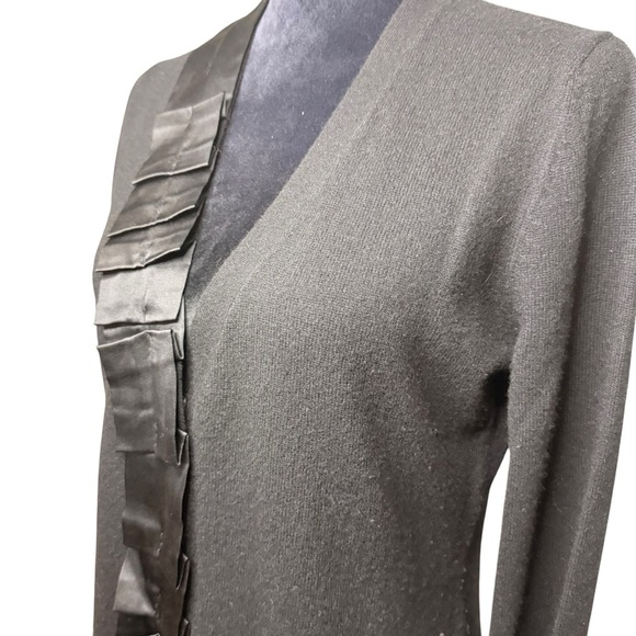 Neiman Marcus Exclusive | Black Cashmere Cardigan with Ribbon Trim | Sz M - Picture 2 of 6
